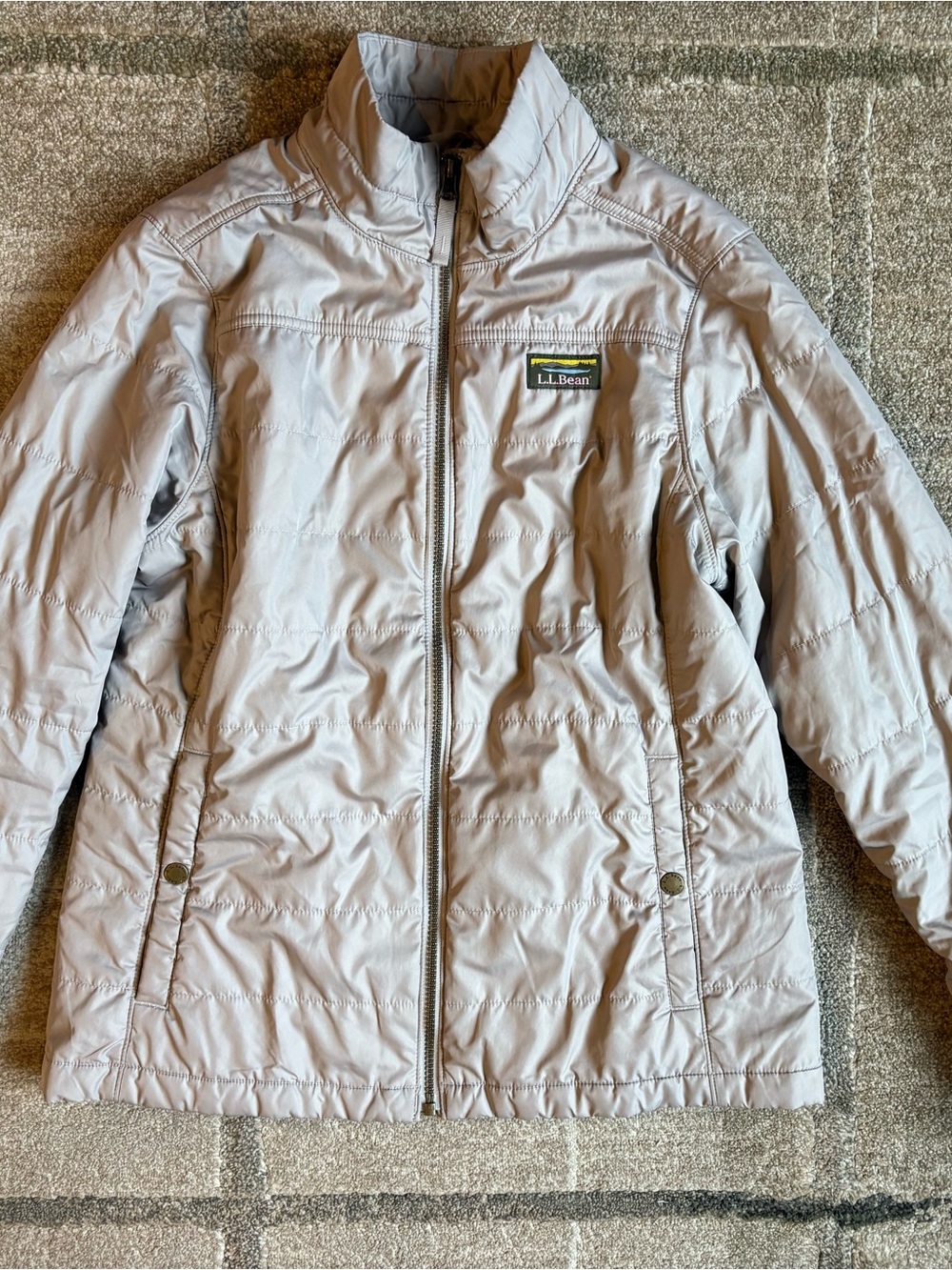 L.L. Bean Mountain Classic Puffer Jacket Light Gray Women’s Small EUC